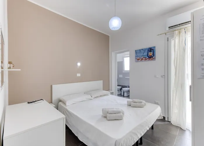 Il Comandante A 100 M Dalla Bed & Breakfast Torre San Giovanni Ugento