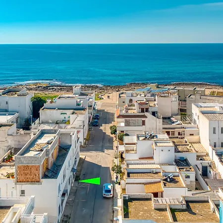 Il Comandante A 100 M Dalla Bed & Breakfast Torre San Giovanni Ugento