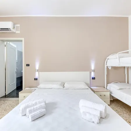 Il Comandante A 100 M Dalla 3* Torre San Giovanni