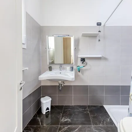 Il Comandante A 100 M Dalla 3*