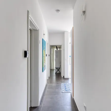 Frühstückspension Il Comandante A 100 M Dalla