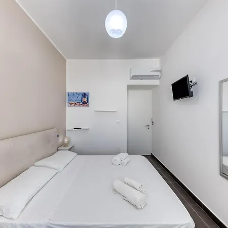 住宿加早餐酒店 Il Comandante A 100 M Dalla