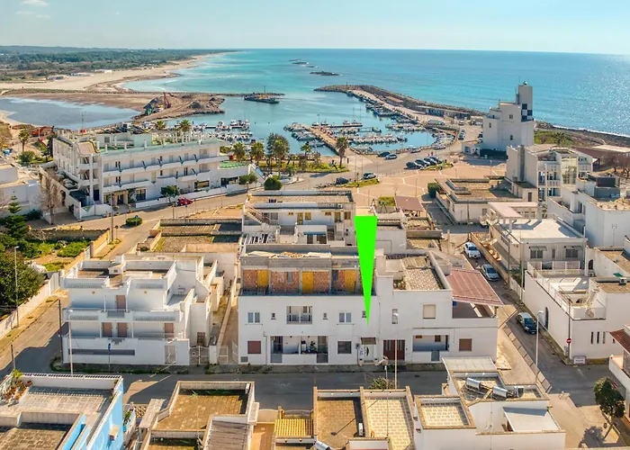 Il Comandante A 100 M Dalla Bed & Breakfast Torre San Giovanni Ugento