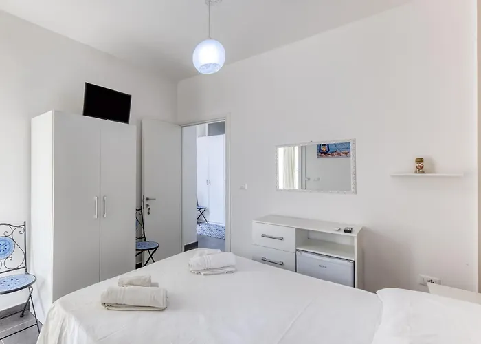 Il Comandante A 100 M Dalla Bed & Breakfast Torre San Giovanni Ugento